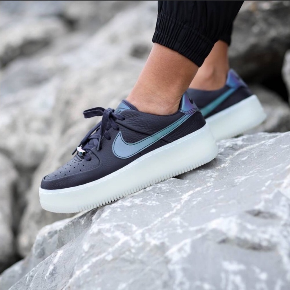 NWT Nike Air Force 1 Sage Low LX
